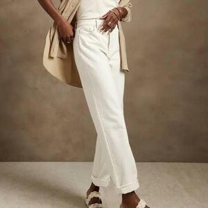 🤍 BANANA REPUBLIC🤍 White Denim Straight Leg Jeans